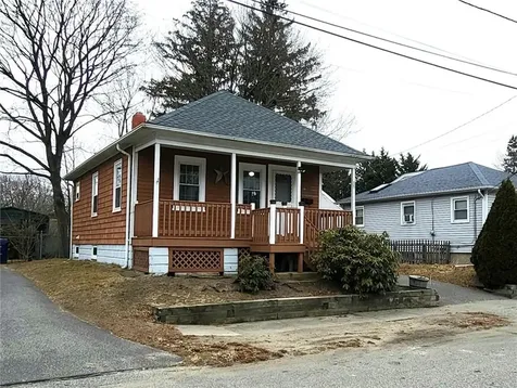 35 Transit Street Warwick RI 02889