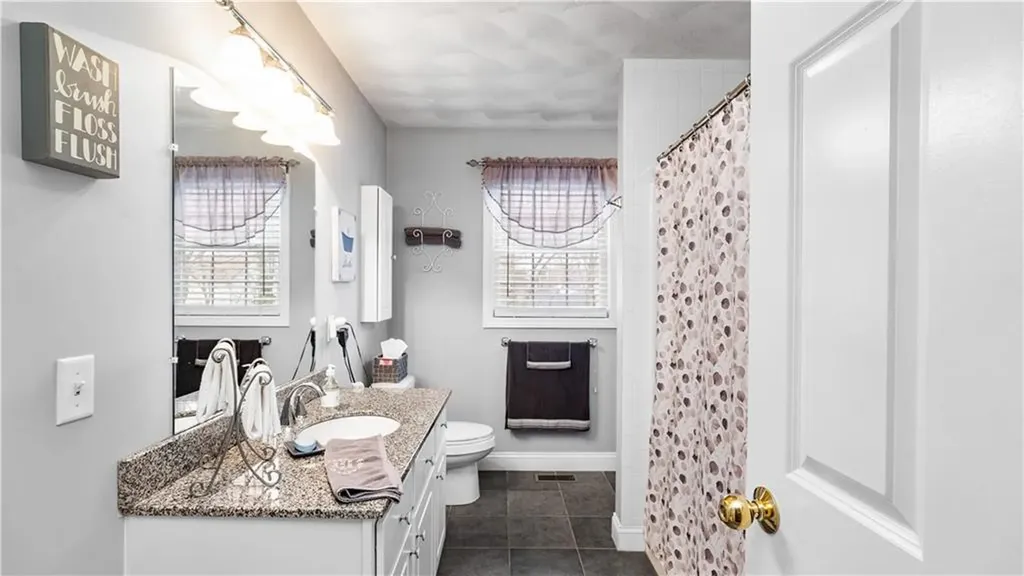 9 Kenneth Avenue Warwick RI 02886