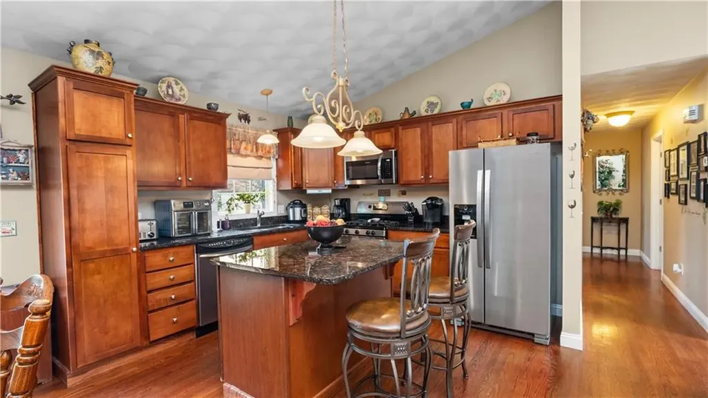 9 Kenneth Avenue Warwick RI 02886