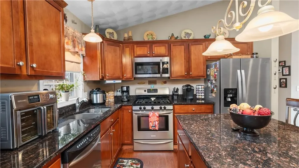 9 Kenneth Avenue Warwick RI 02886