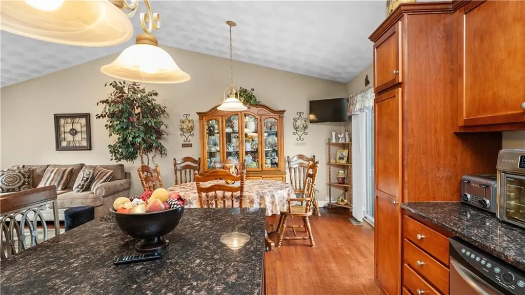 9 Kenneth Avenue Warwick RI 02886