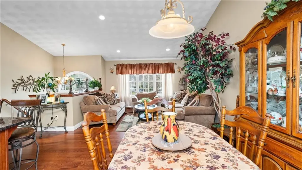 9 Kenneth Avenue Warwick RI 02886