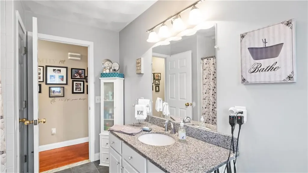 9 Kenneth Avenue Warwick RI 02886