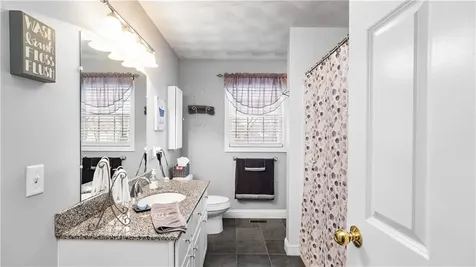 9 Kenneth Avenue Warwick RI 02886