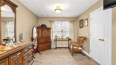 9 Kenneth Avenue Warwick RI 02886