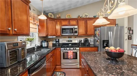 9 Kenneth Avenue Warwick RI 02886