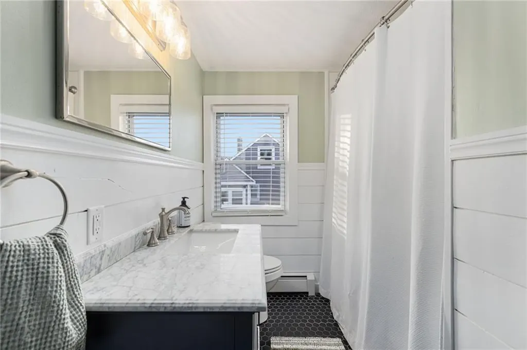 399 Brown Street East Providence RI 02914