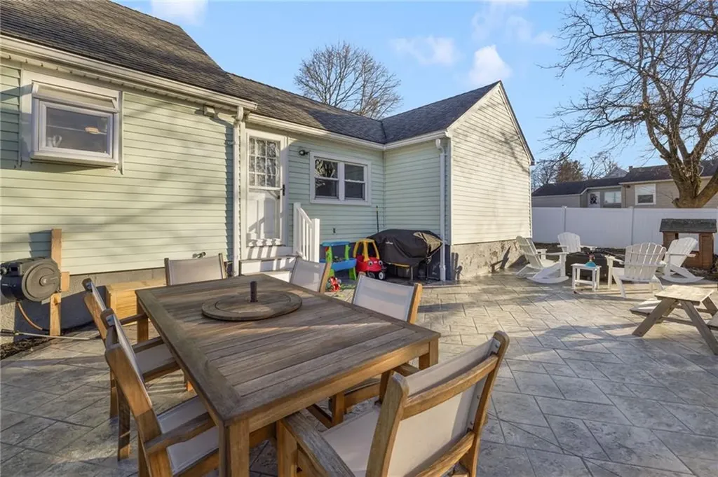 399 Brown Street East Providence RI 02914