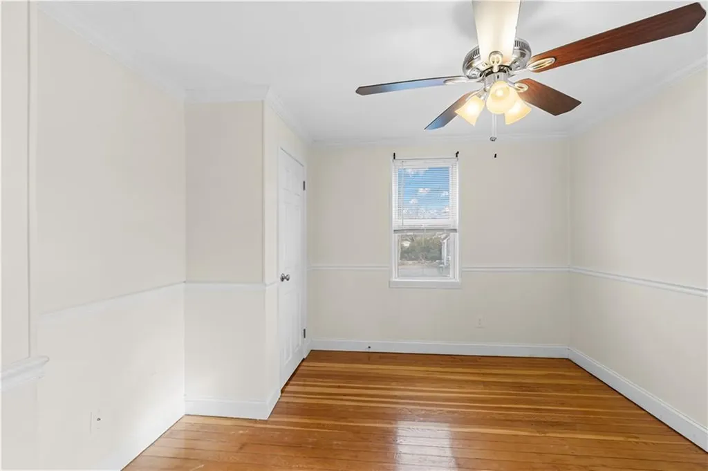 596 Metacom Avenue Warren RI 02885