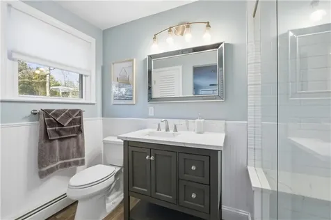 9 Bay Road Warren RI 02885