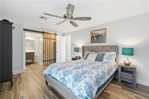 9 Bay Road Warren RI 02885