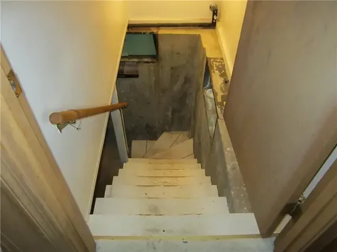 29 Valley Street Cranston RI 02920