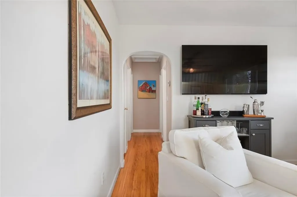 415 Wapping Road Portsmouth RI 02871