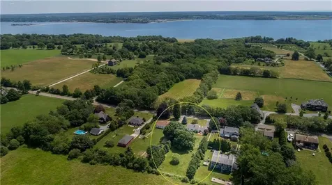 415 Wapping Road Portsmouth RI 02871