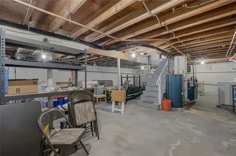 415 Wapping Road Portsmouth RI 02871