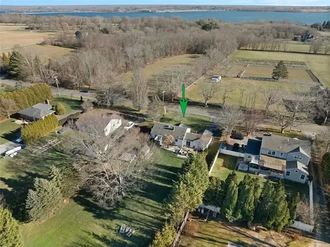 415 Wapping Road Portsmouth RI 02871