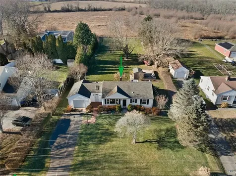 415 Wapping Road Portsmouth RI 02871