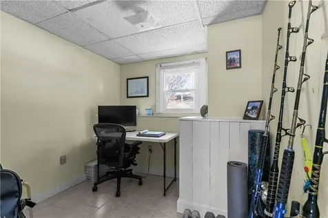 60 Knollwood Circle North Kingstown RI 02852