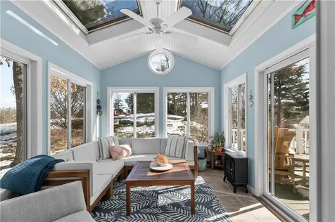 60 Knollwood Circle North Kingstown RI 02852