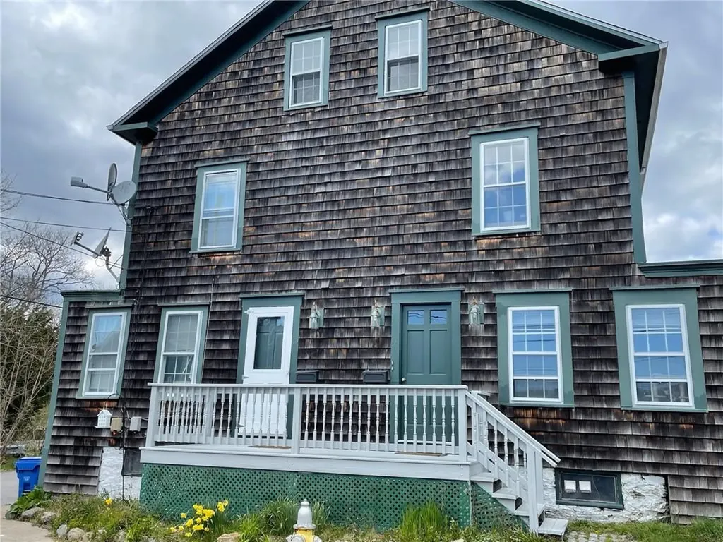 11 Braman Street Newport RI 02840