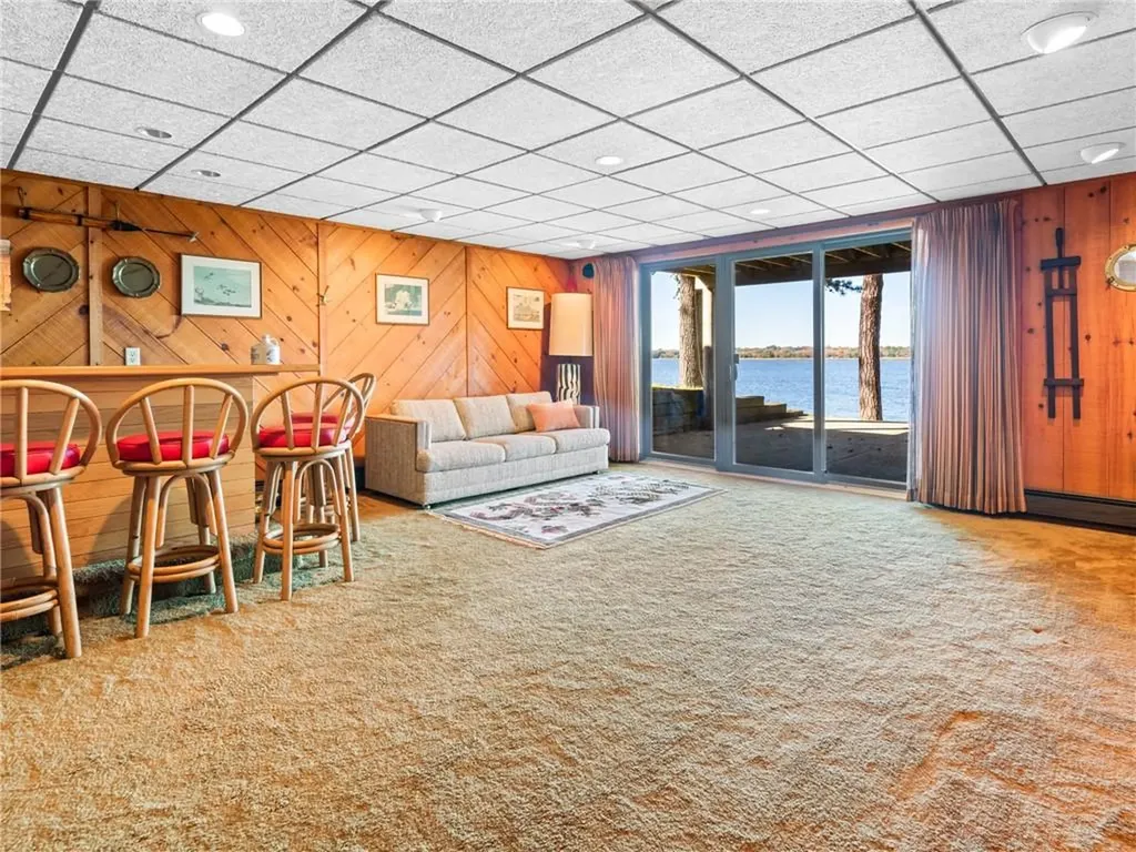 15 George W Finnerty Road Barrington RI 02806