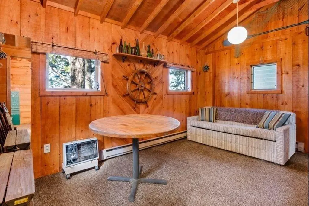 15 George W Finnerty Road Barrington RI 02806