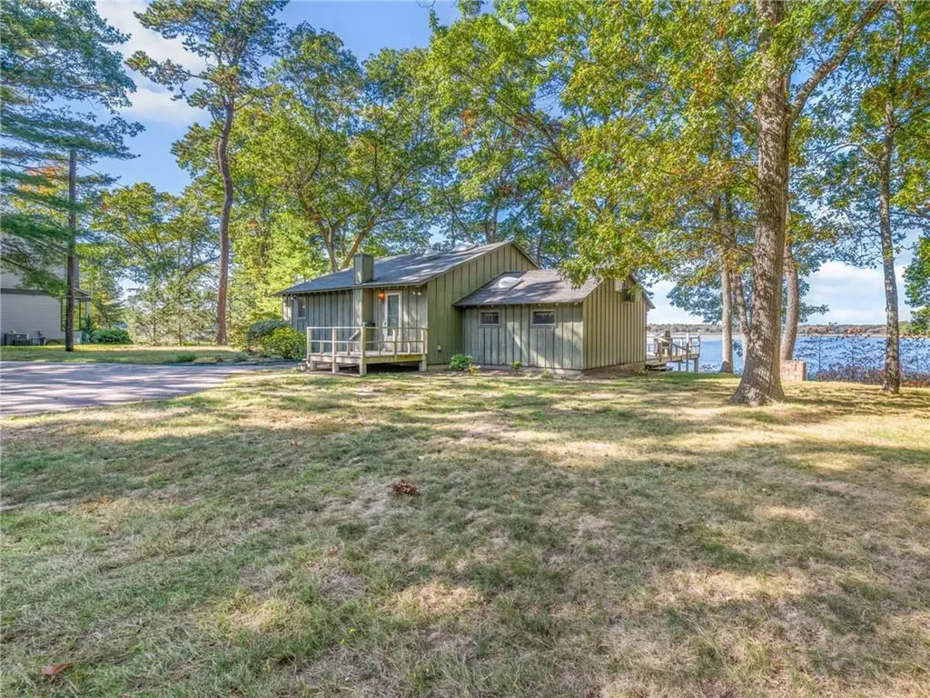 15 George W Finnerty Road Barrington RI 02806