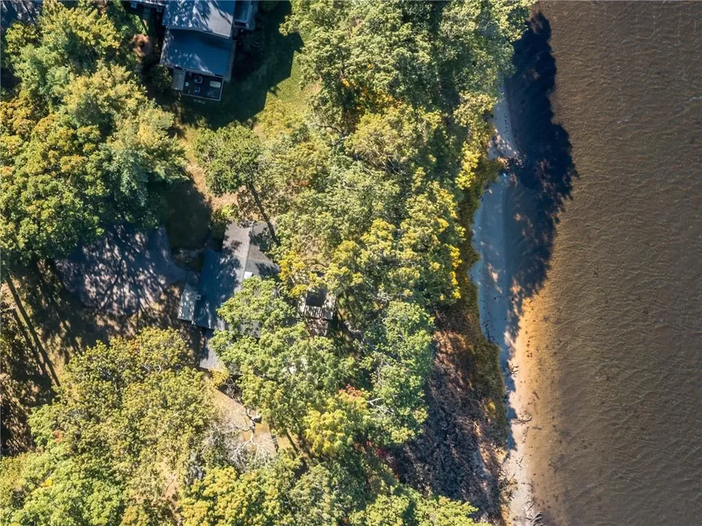 15 George W Finnerty Road Barrington RI 02806