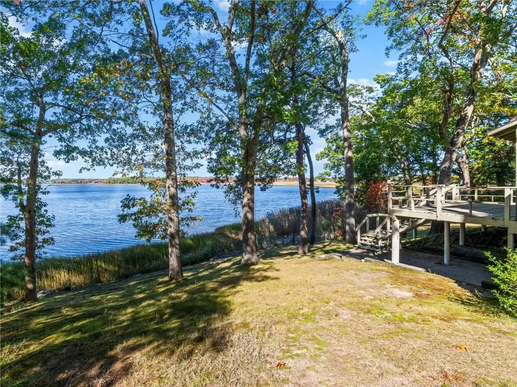 15 George W Finnerty Road Barrington RI 02806