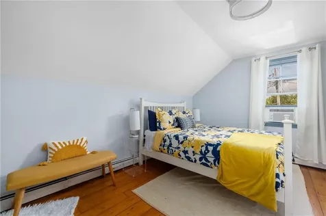 37 Concord Drive Middletown RI 02842