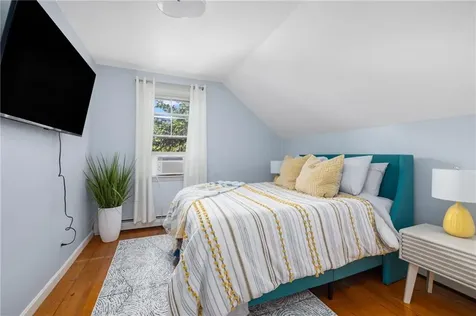 37 Concord Drive Middletown RI 02842