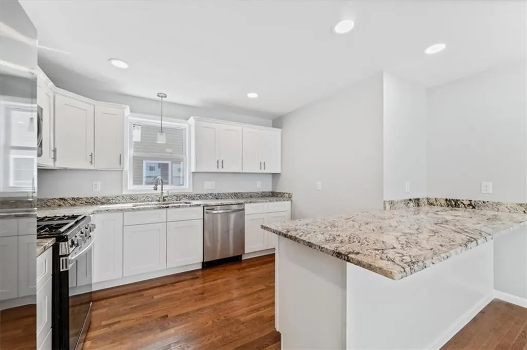 99 Colfax Street Providence RI 02905