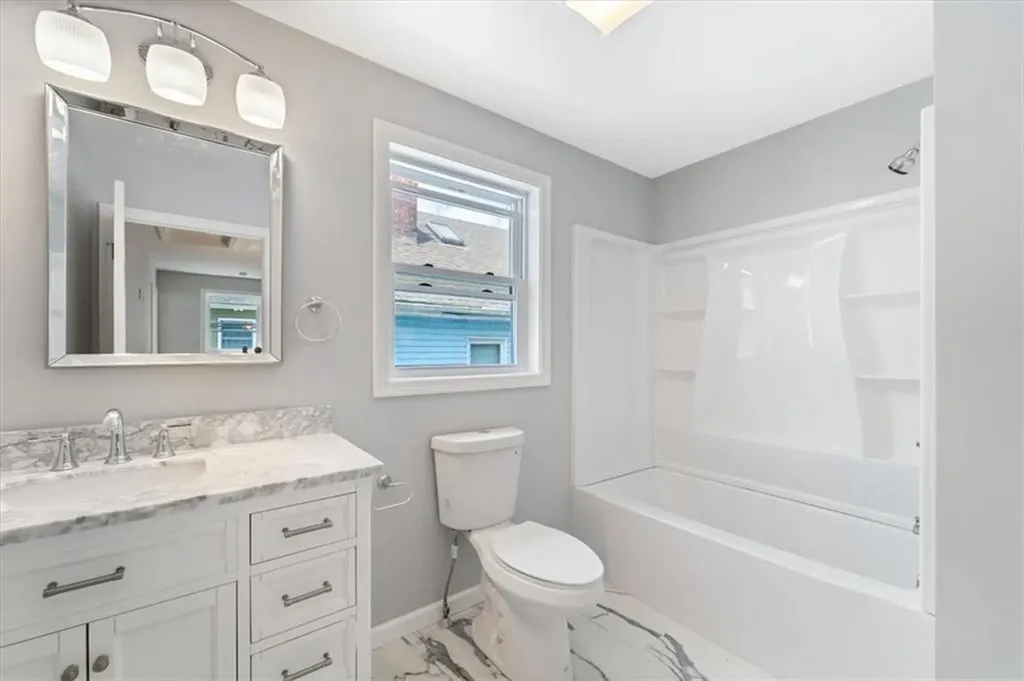 99 Colfax Street Providence RI 02905