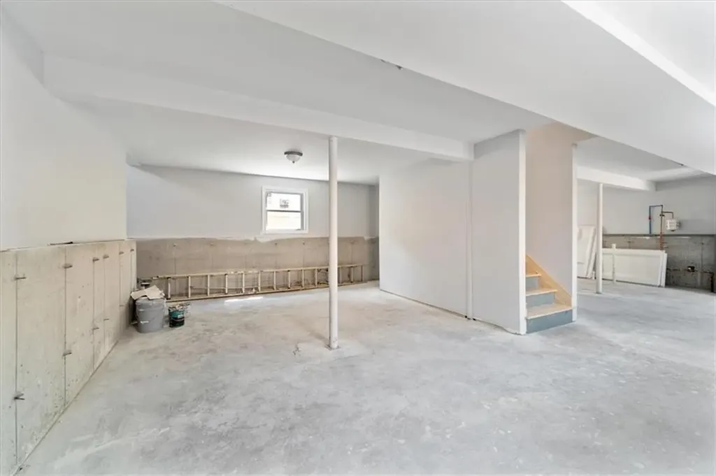 99 Colfax Street Providence RI 02905