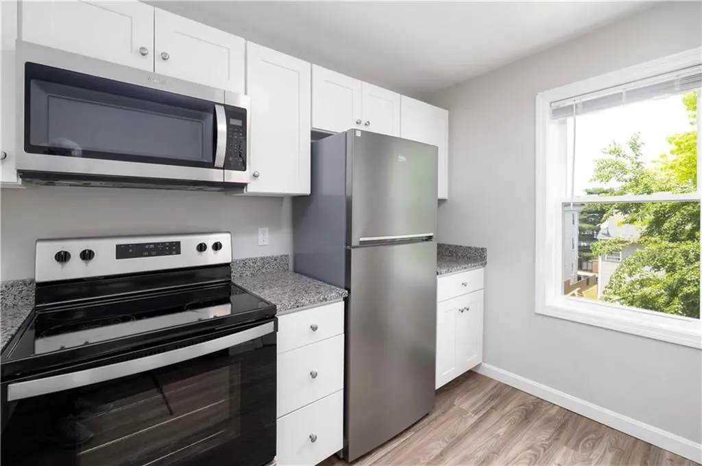 121 Tell Street Providence RI 02909