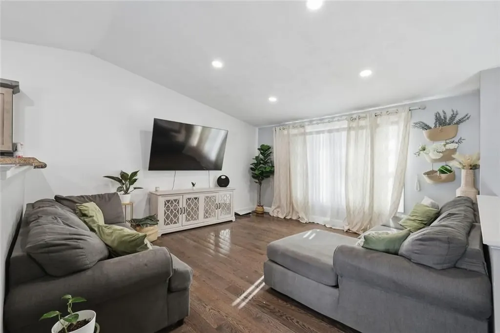 50 Batcheller Avenue Providence RI 02904