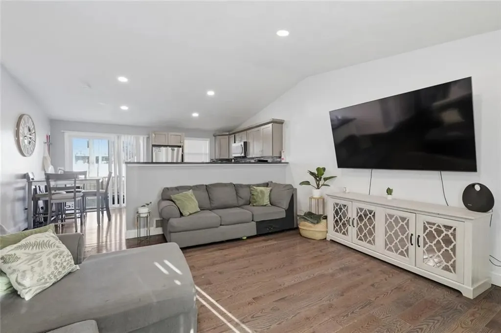 50 Batcheller Avenue Providence RI 02904