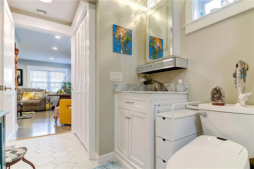 40 Lane 1 Warwick RI 02888