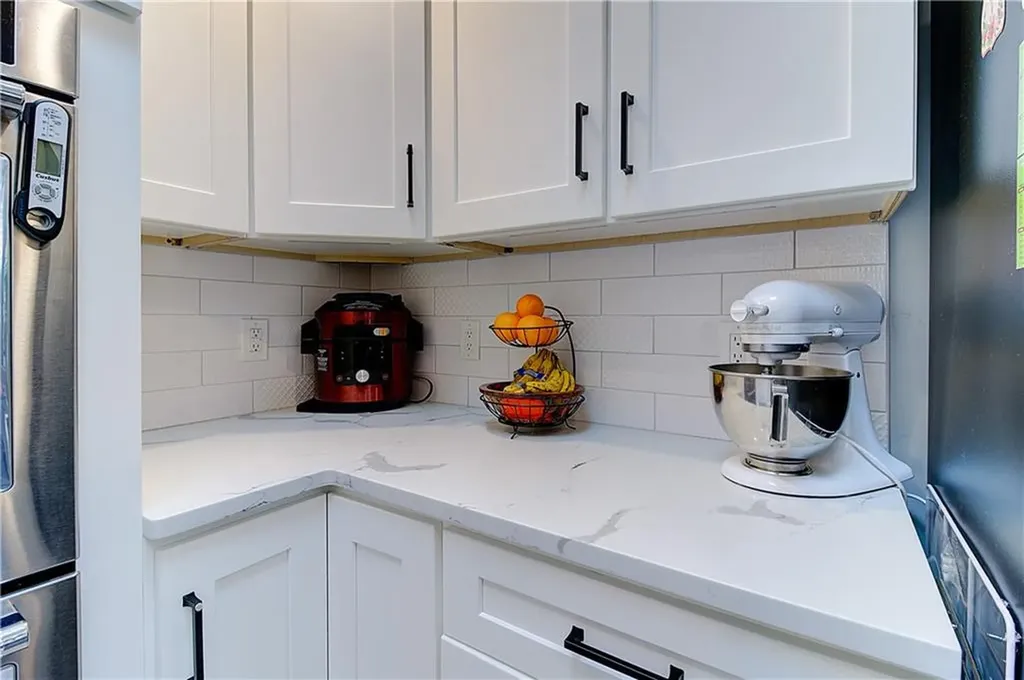 40 Lane 1 Warwick RI 02888