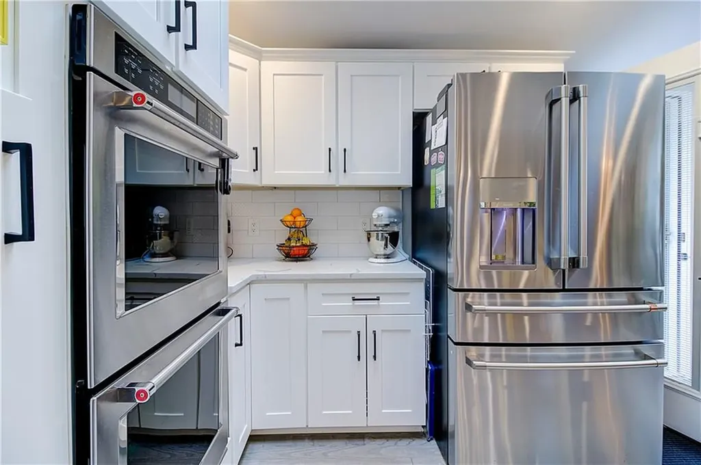 40 Lane 1 Warwick RI 02888