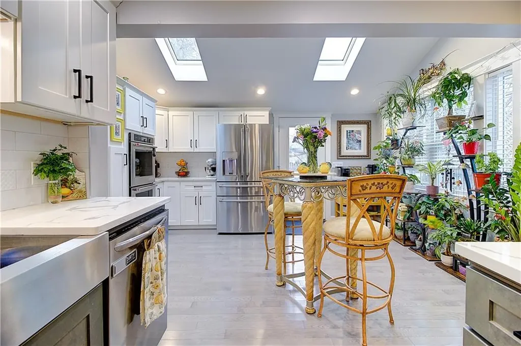 40 Lane 1 Warwick RI 02888