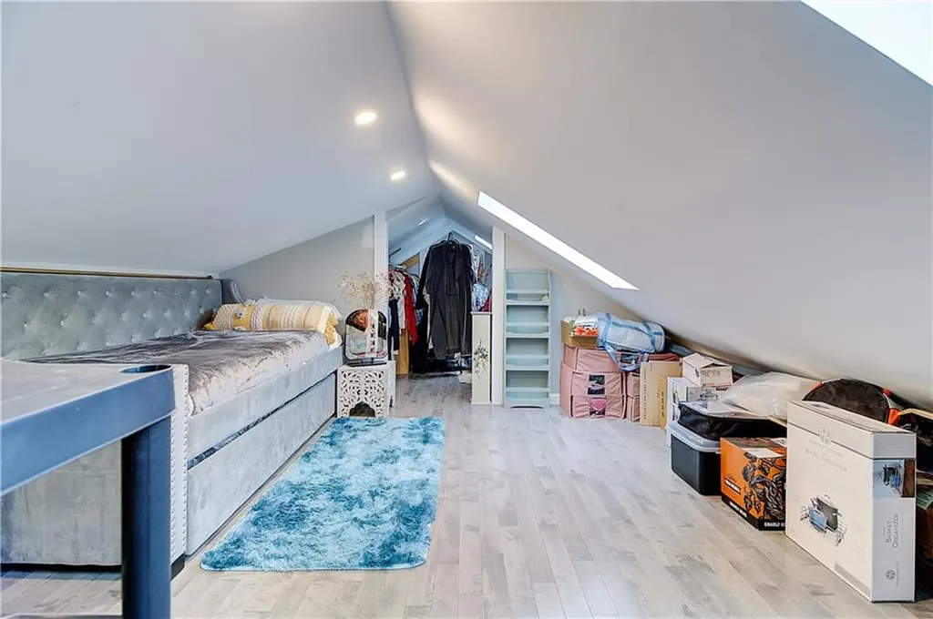 40 Lane 1 Warwick RI 02888