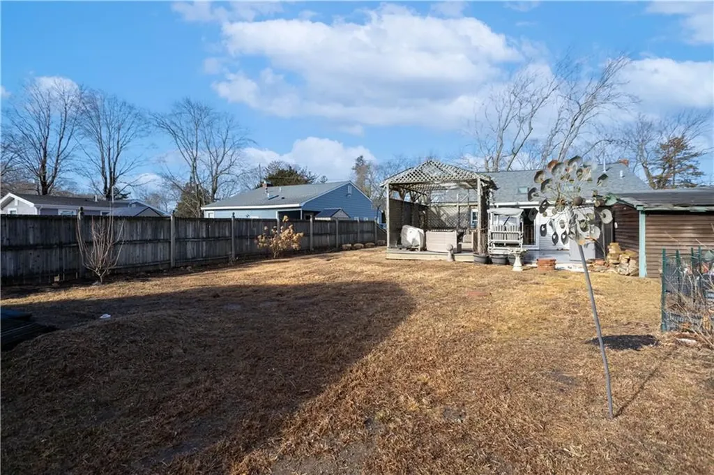 40 Lane 1 Warwick RI 02888