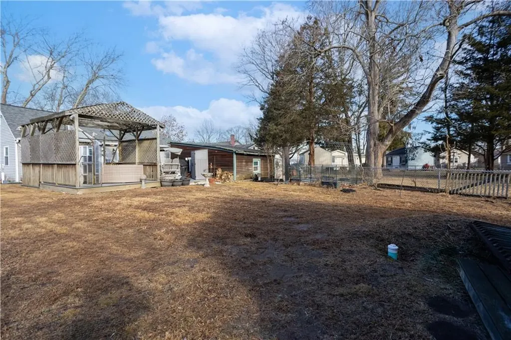 40 Lane 1 Warwick RI 02888