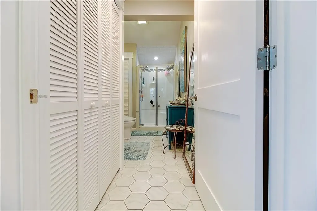 40 Lane 1 Warwick RI 02888