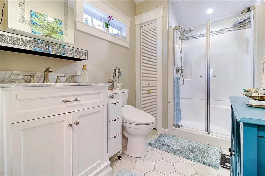 40 Lane 1 Warwick RI 02888