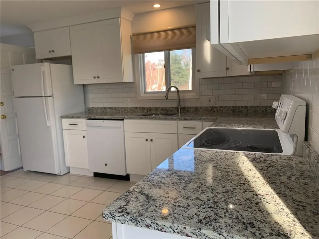 14 Ferncrest Drive Johnston RI 02919