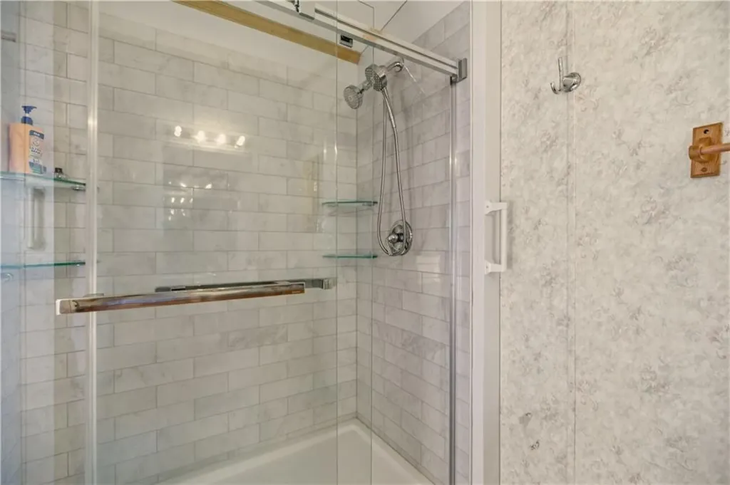 35 Cathy Circle Portsmouth RI 02871