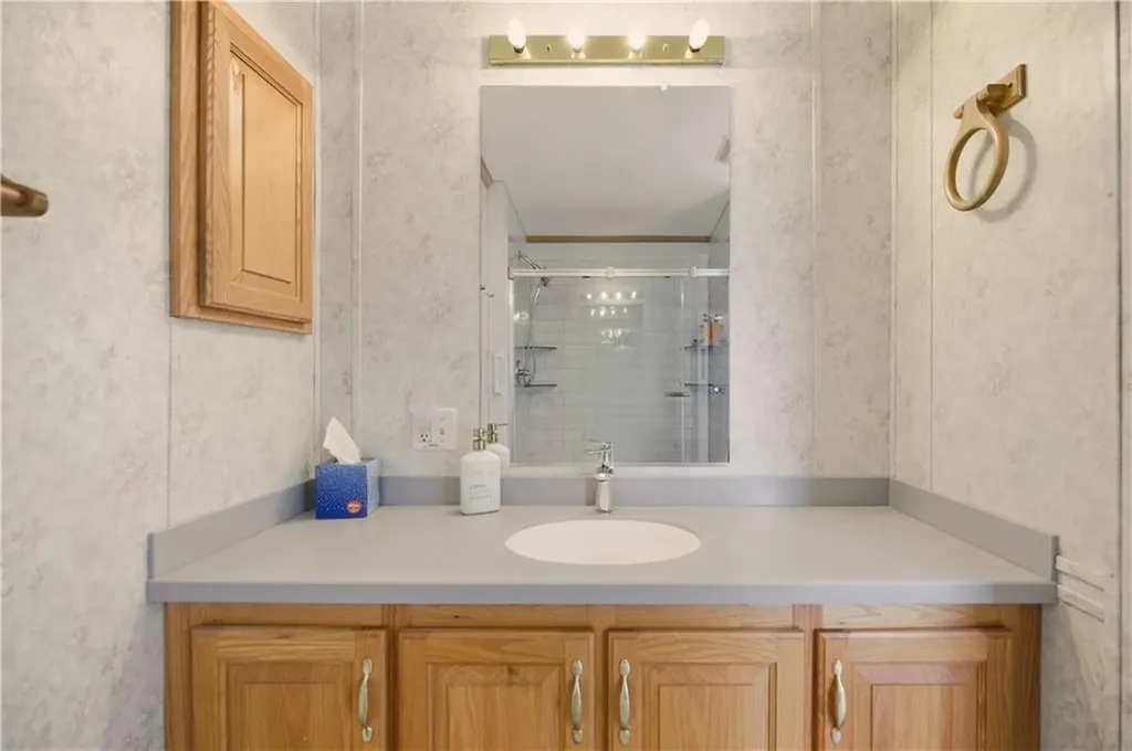 35 Cathy Circle Portsmouth RI 02871