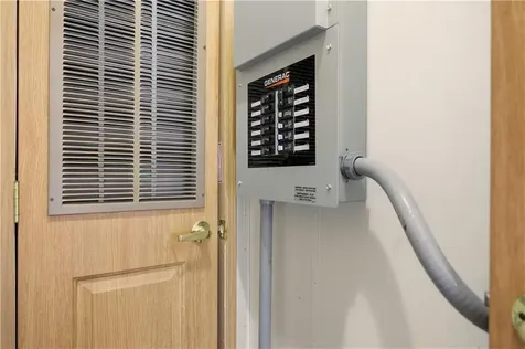 35 Cathy Circle Portsmouth RI 02871